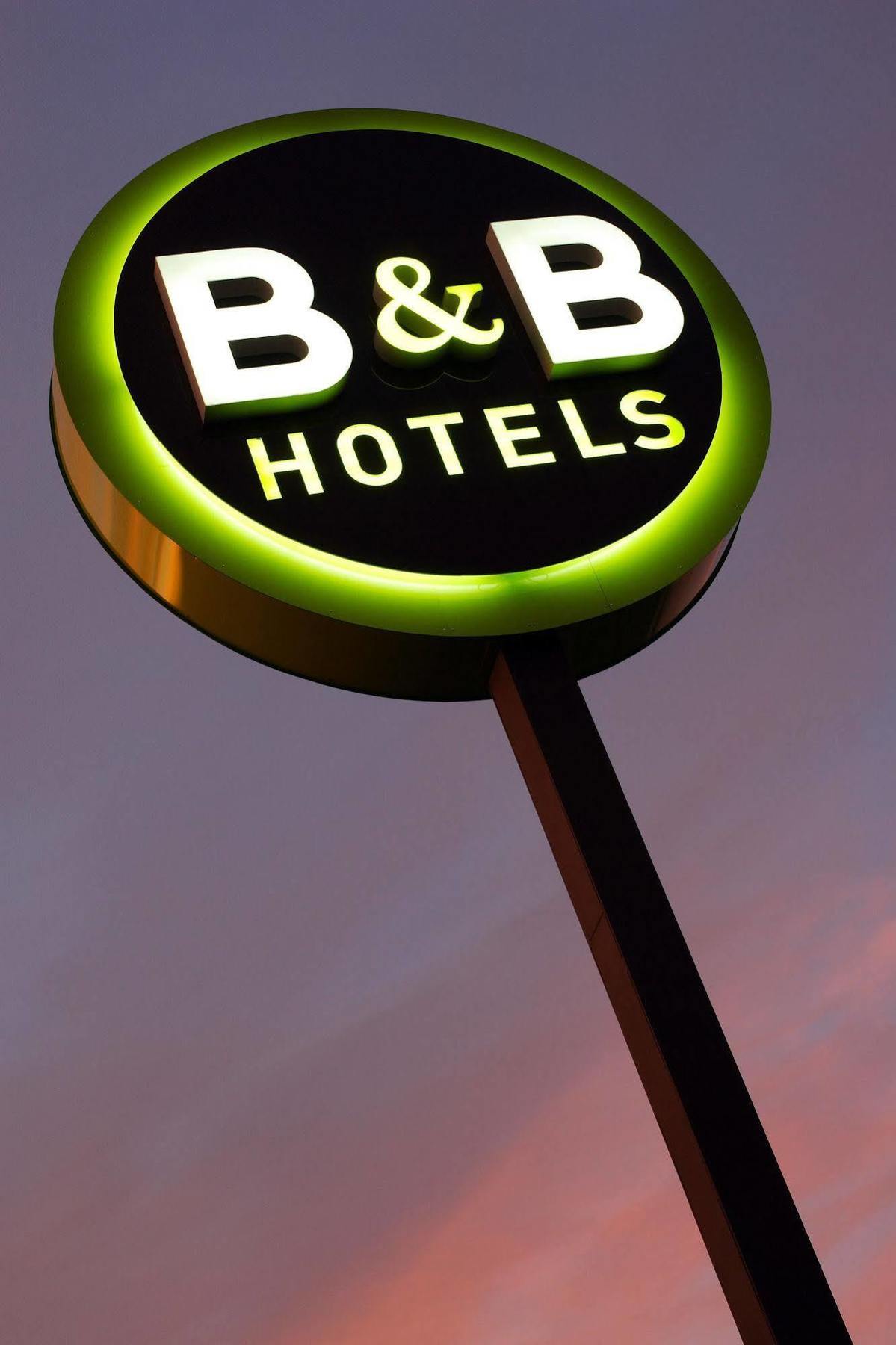 B&B Hotel Brest Kergaradec Aeroport グエヌー エクステリア 写真